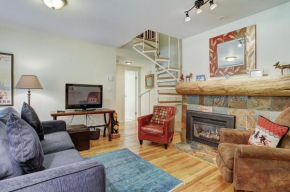 1182 Flying Dutchman condo